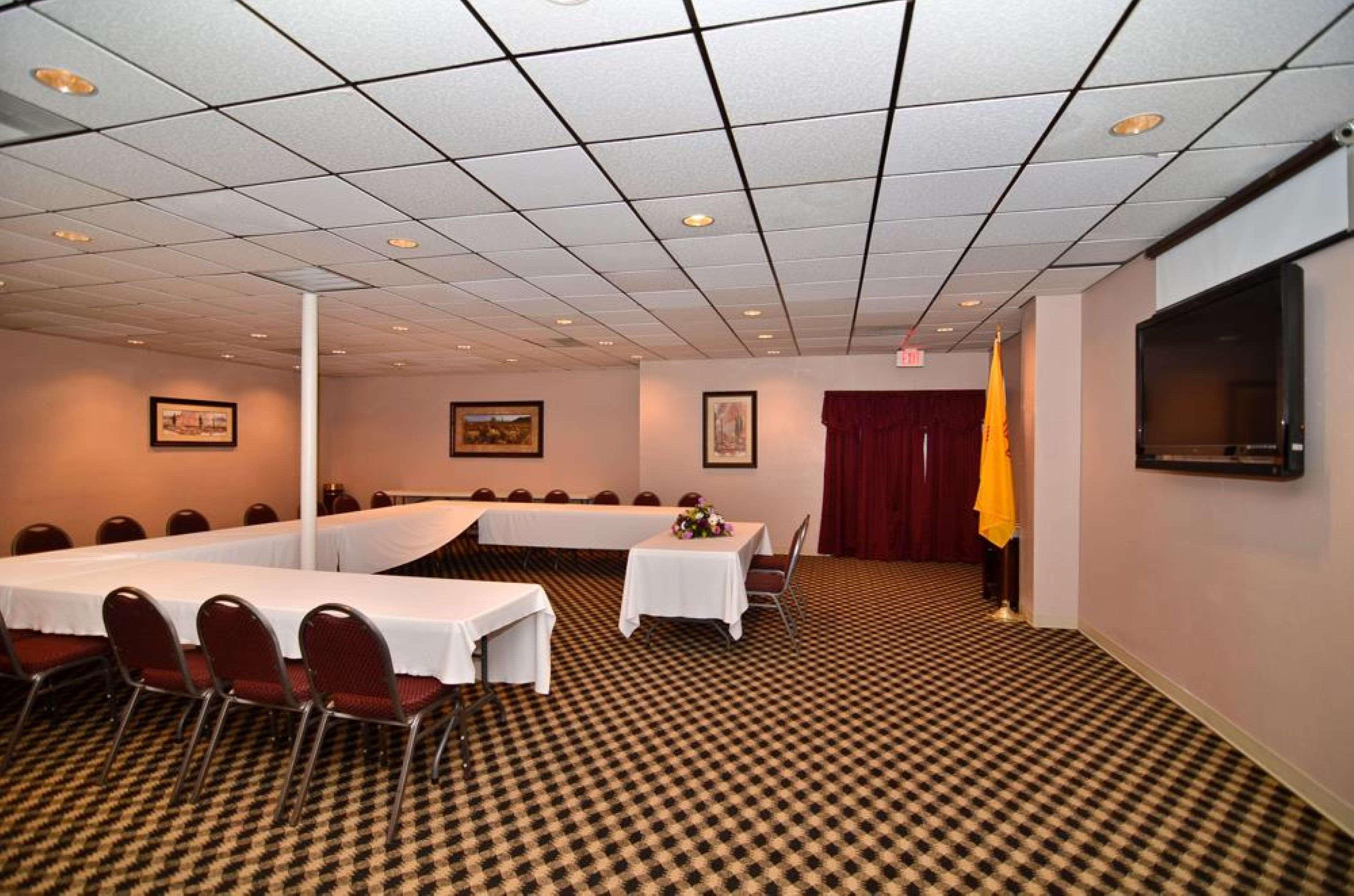Best Western Pecos Inn Artesia Bagian luar foto